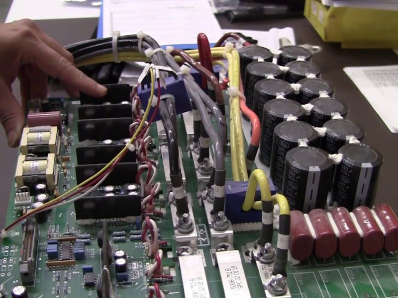 Kiểm tra hiệu suất tổng thể UPS