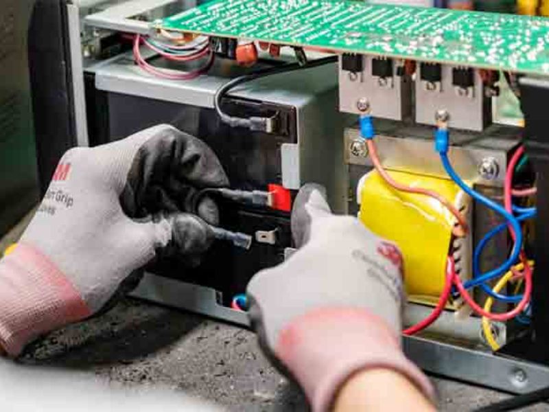 Tại sao cần kiểm tra UPS định kỳ